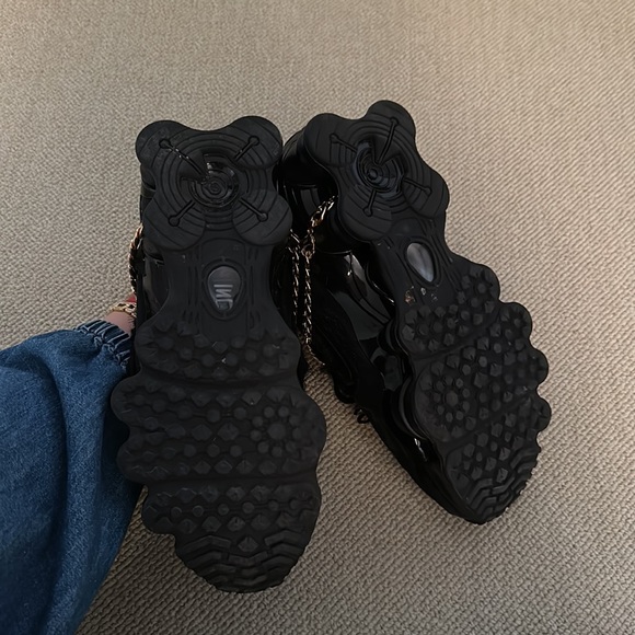 COMME des GARÇONS x Nike Shox TL in Triple Black - Picture 3 of 6